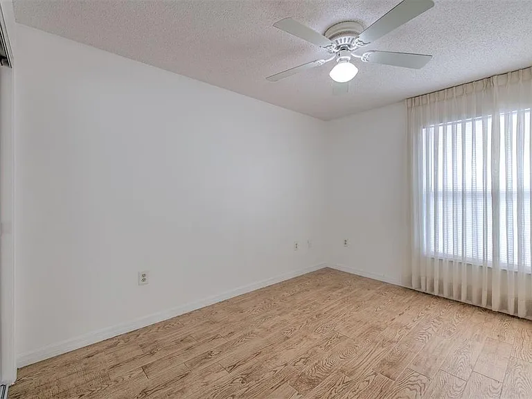 4313 Tahitian Gardens Cir #A — Photo 18