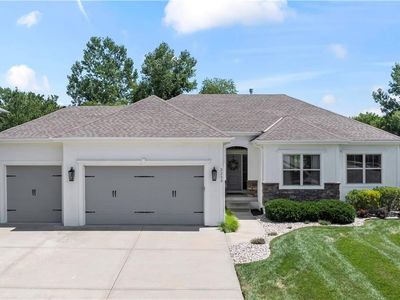 2223 SW Feather Ridge Rd, Lees Summit, MO, 64082