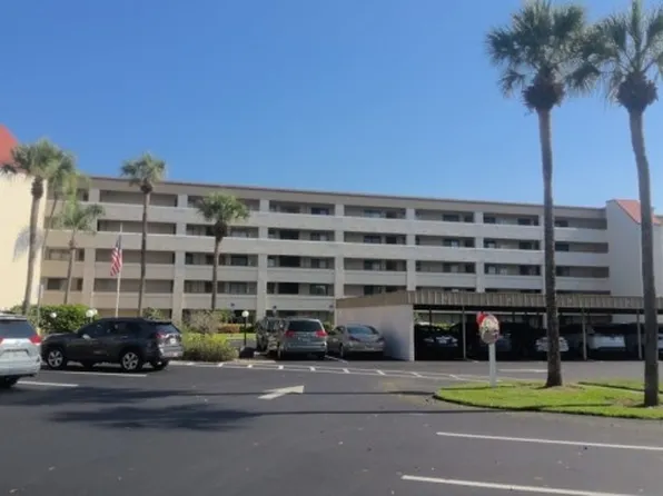 1781 Pebble Beach Dr APT 405, Fort Myers, FL 33907