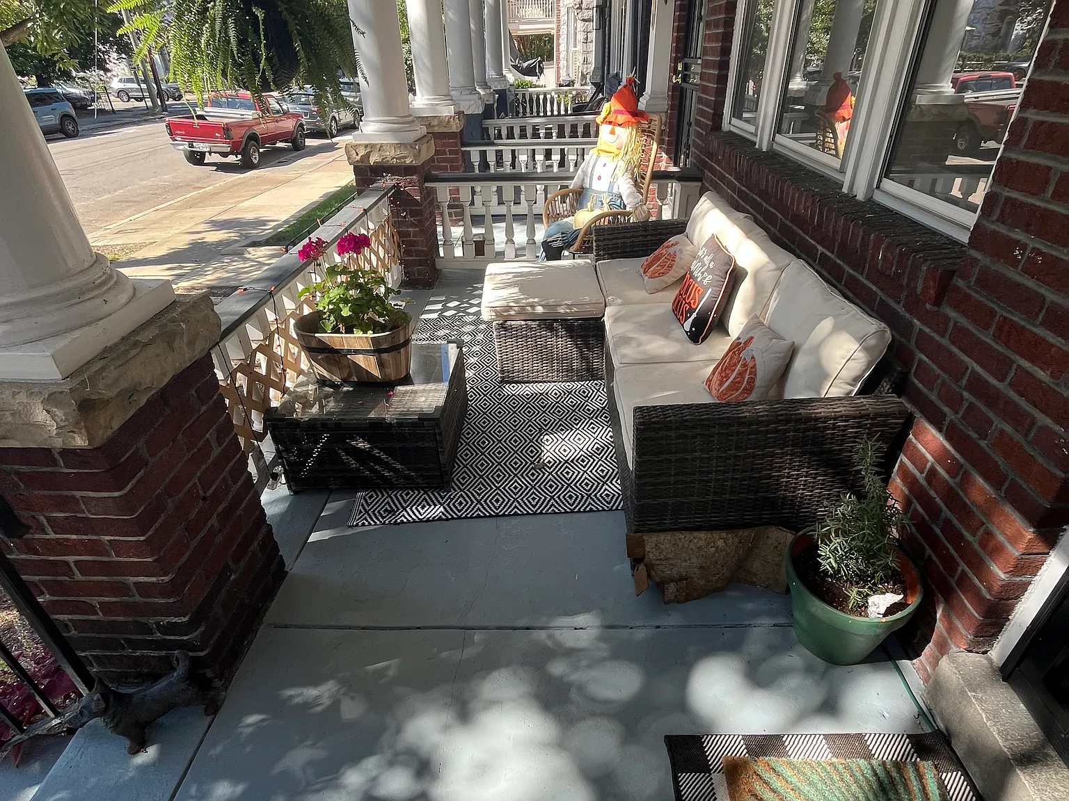 2 bed, 1.5 bath, 1500 sqft, $2,800 — Photo 3