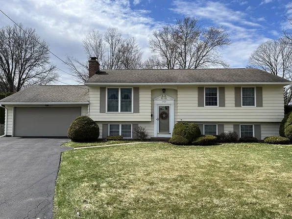 1703 Lincoln Ln, Rome, NY 13440