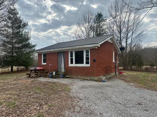 1073 Howards Bottom Rd, Burkesville, KY 42717