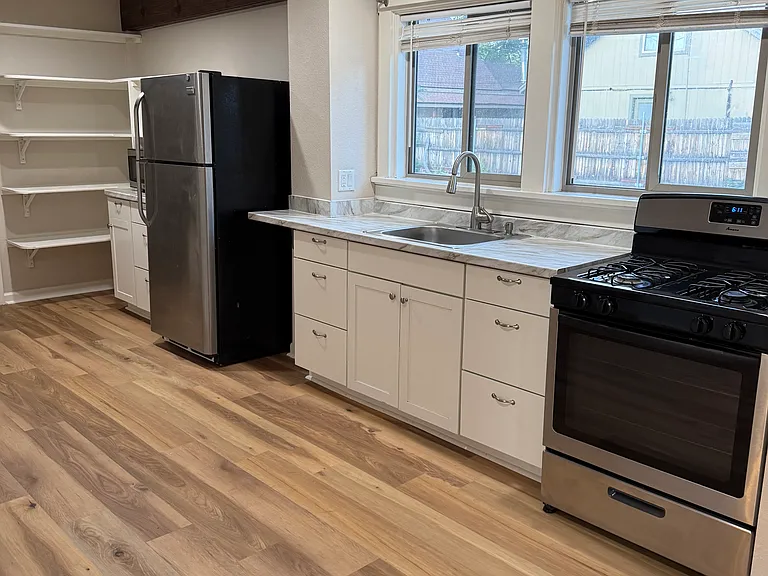 223 S Humphreys St — Photo 3