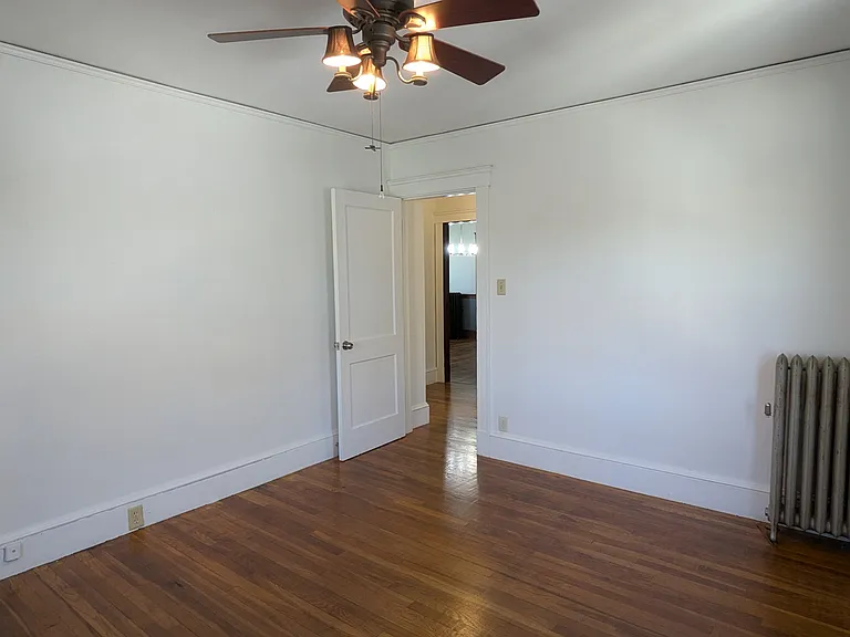 18-20 Appleton Pl #2 — Photo 12