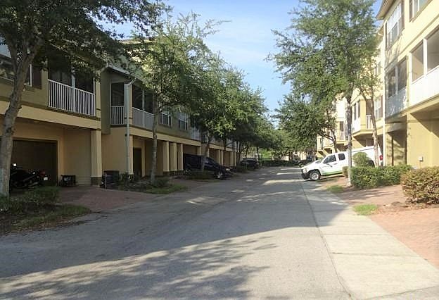 Exterior Neighborhood (street photo)