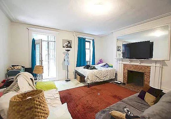 2nd image of 42 W 73rd St #3