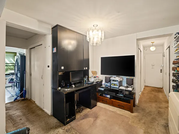 211-02 75th Avenue image 13 of 16