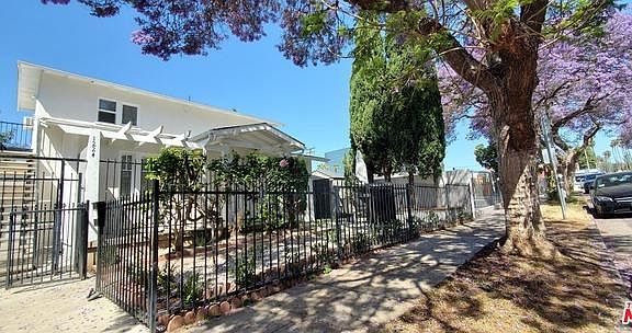 2nd image of 1224 21st St #A
