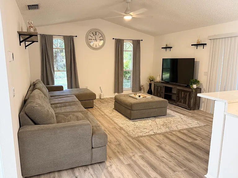 5540 Bent Oak Dr — Photo 4
