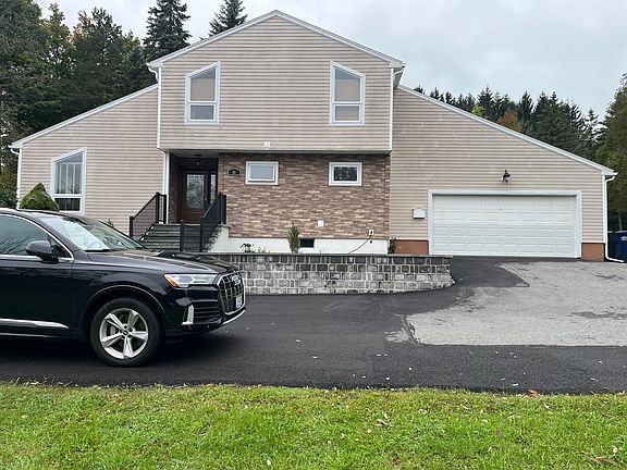 2nd image of 16 Smithport Rd