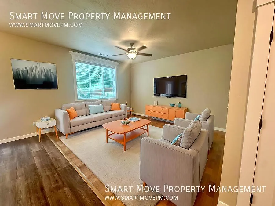 Spacious & Modern Living in the Heart of Meridian — Photo 3