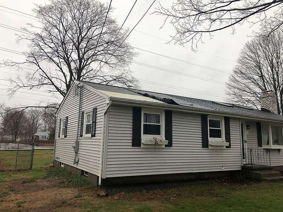2nd image of 81 S Plains Rd
