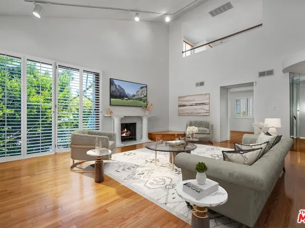 938 5th St APT 1, Santa Monica, CA 90403