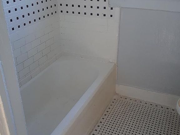 4th image of 2901 Silver St
