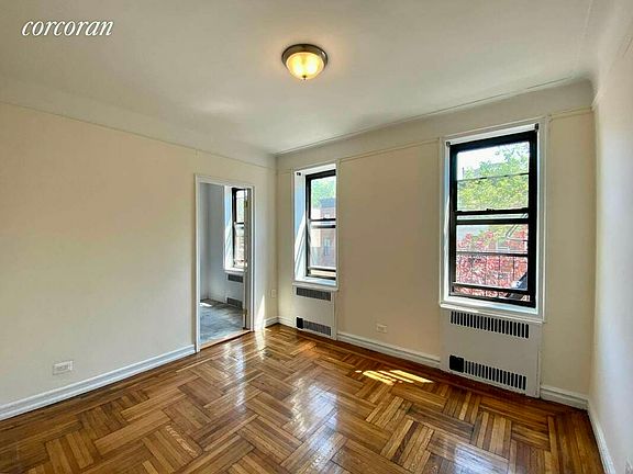 3rd image of 743 Lincoln Pl #2B