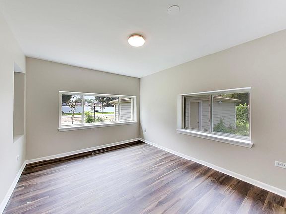 5th image of 14340 Kostner Ave