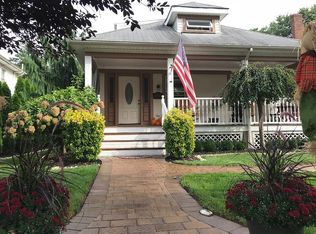 90 Jackson St, Freehold, NJ 07728