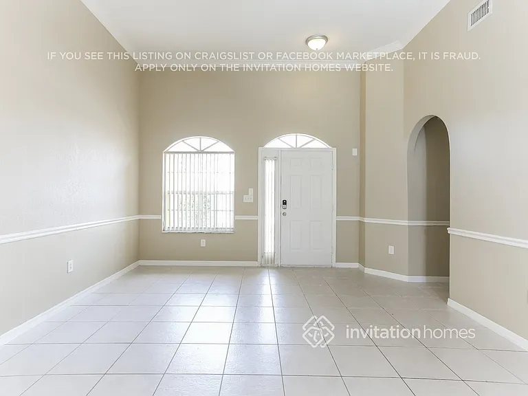 16960 SW 141st Ave — Photo 4
