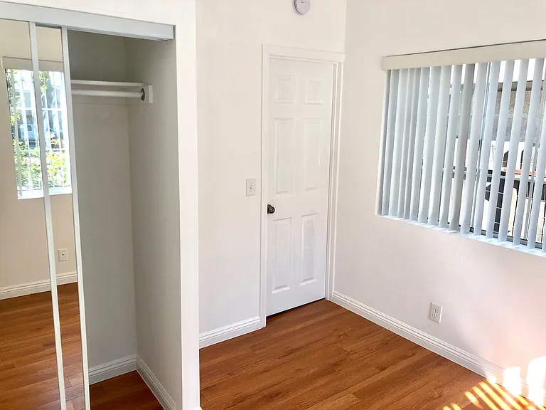 9919 Sepulveda Blvd — Photo 9