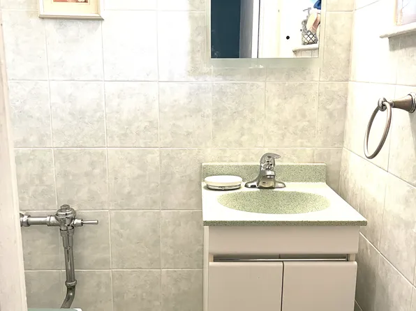 2626 Homecrest Avenue image 10 of 11