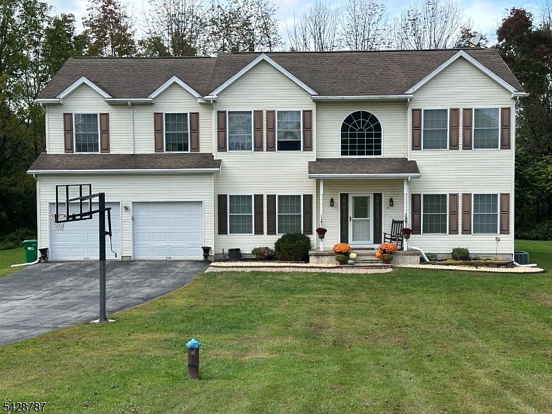 1st image of 70 Holland Rd