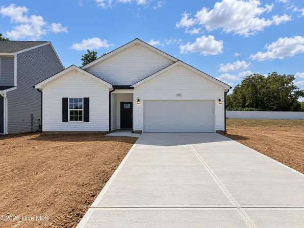 127 Crossvine Street, Selma, NC 27576