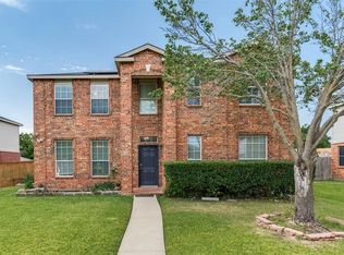 720 Princeton Dr, Desoto, TX 75115