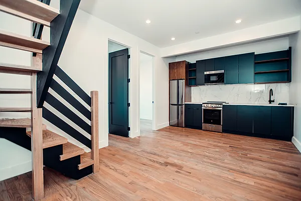 Rented by YHT Management Inc. | media 22