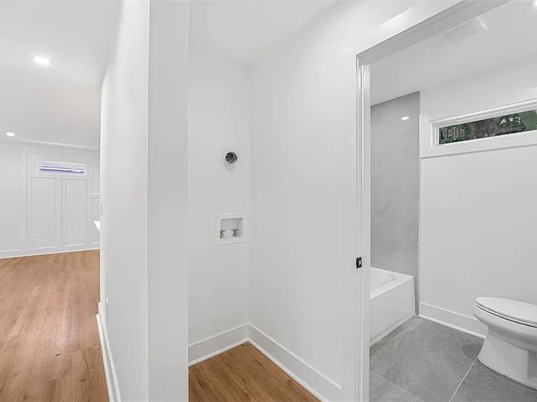 2353 Clarissa Dr NW — Photo 43