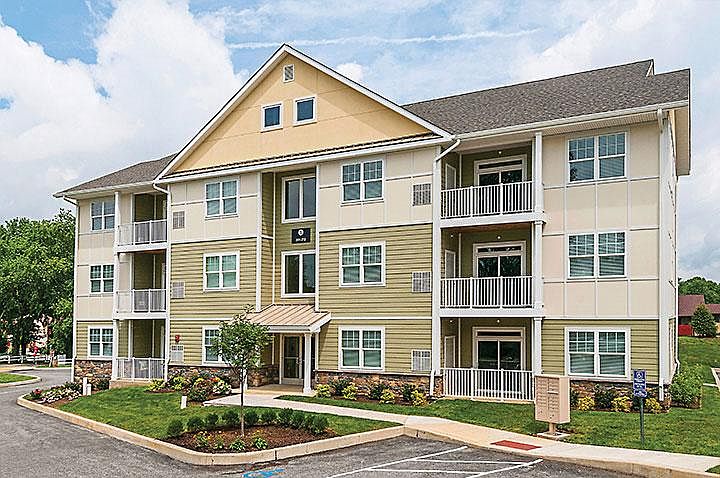 2nd image of 256 Maxwell Ln Building 5