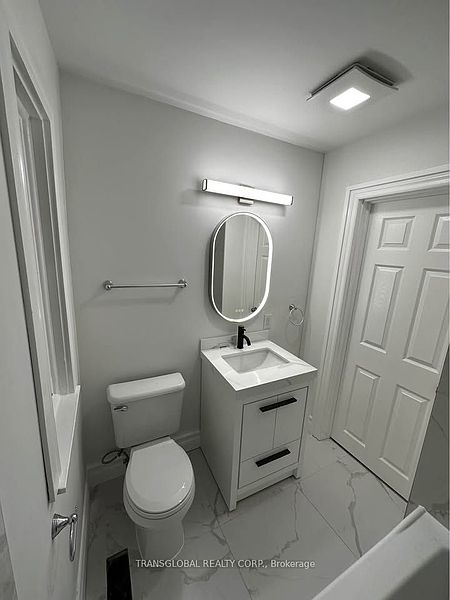 Toronto House for rent - 3 Bedrooms — photo 9