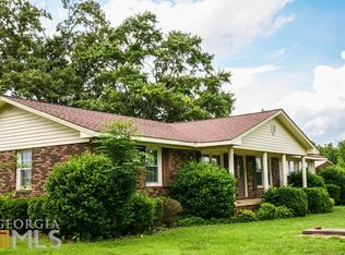 1461 Keencheefoonee Rd, Rutledge, GA 30663