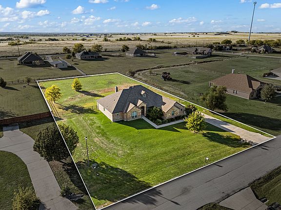 5th image of 282 Heather Ln