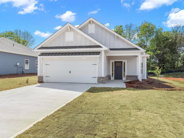 109 Cottage Grove Cir, Eatonton, GA 31024