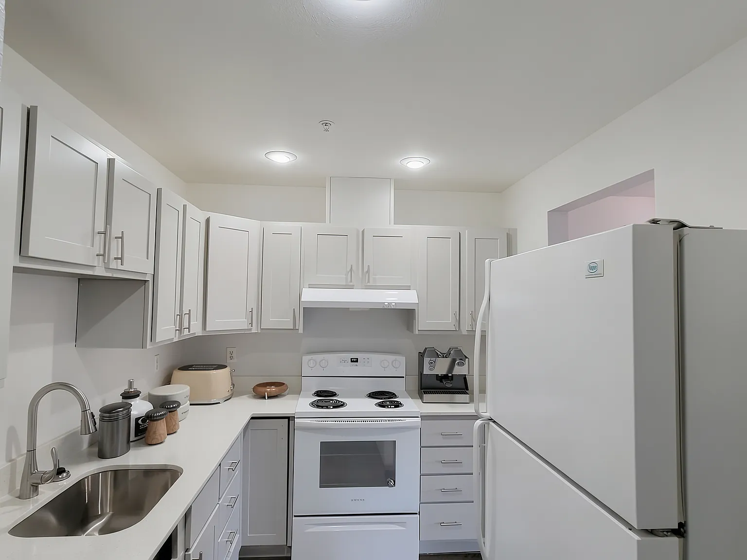 Mission View Flats — Photo 3