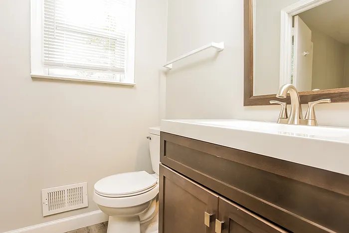448 Pitney Rd — Photo 11