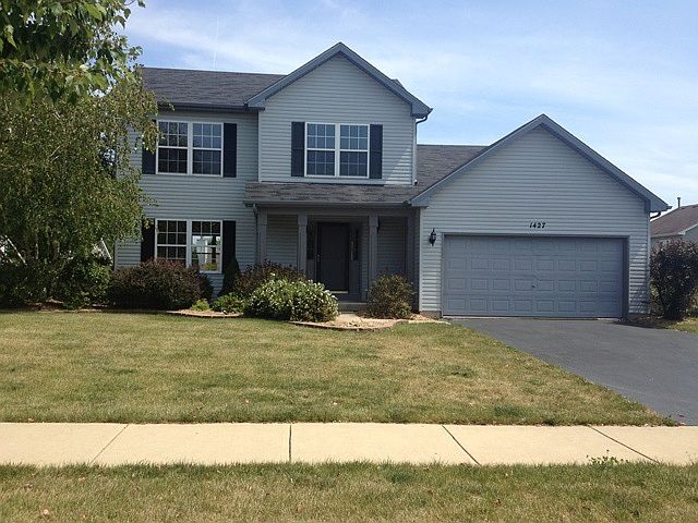 1st image of 1427 Oakland Cir