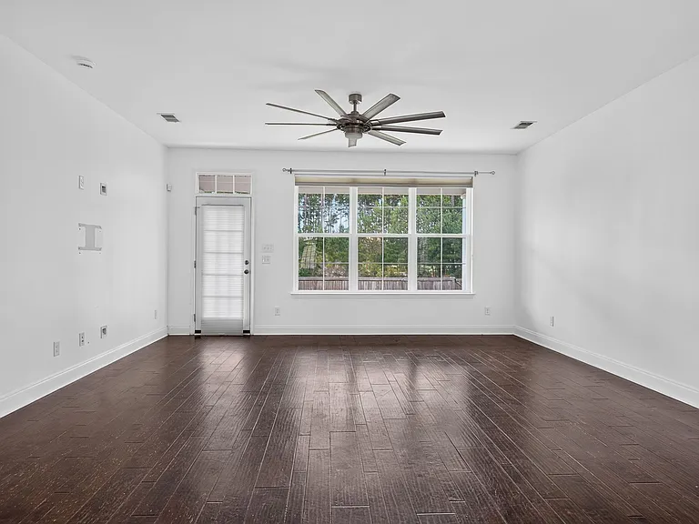 251 Palmetto Walk Dr — Photo 22