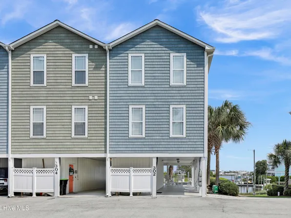 302 Vesta Court, Surf City, NC 28445