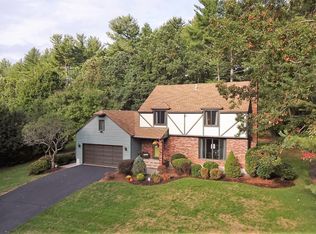 4 Tokanel Dr, Londonderry, NH 03053