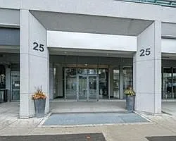 25 Lower Simcoe St #803 — Photo 2
