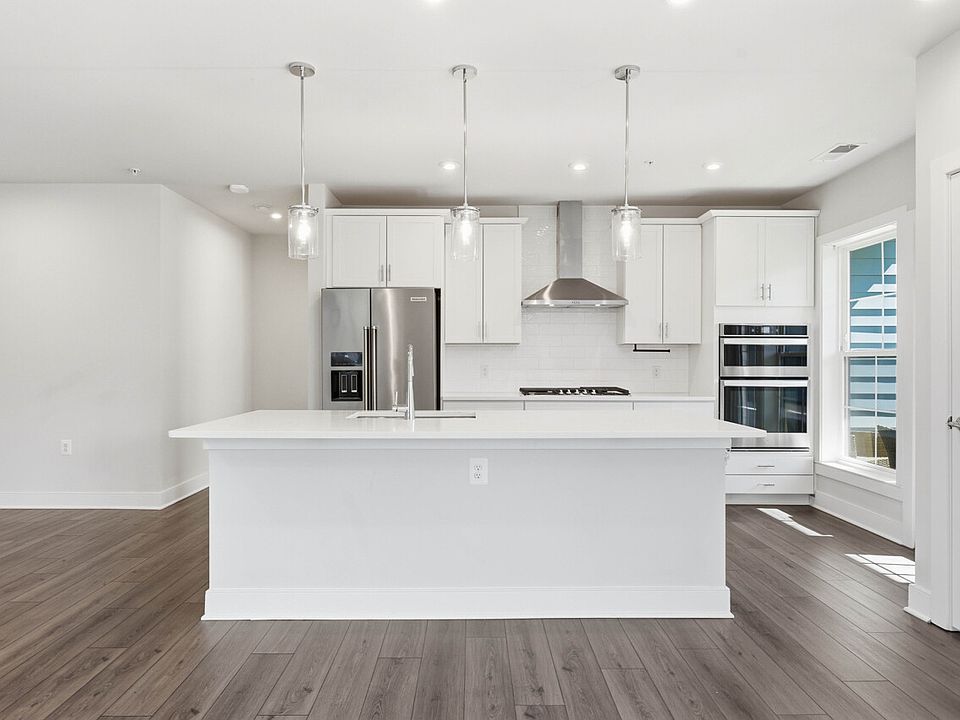 1st image of 102 St Ives Pl Unit 202