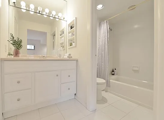 Sold by Engel & Völkers New York Real Estate | media 12