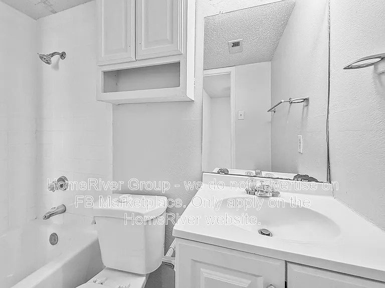 9520 Royal Ln #211 — Photo 14