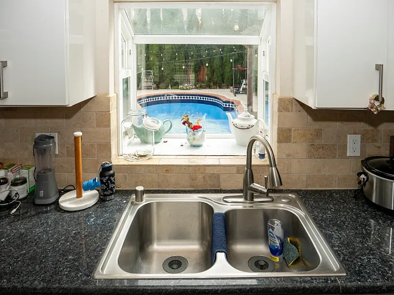17 Neva Ct — Photo 5