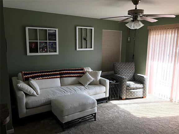 5th image of 2490 Lampong Dr APT 200B