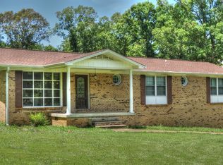 654 Oak Shadow Dr, New Johnsonville, TN 37134