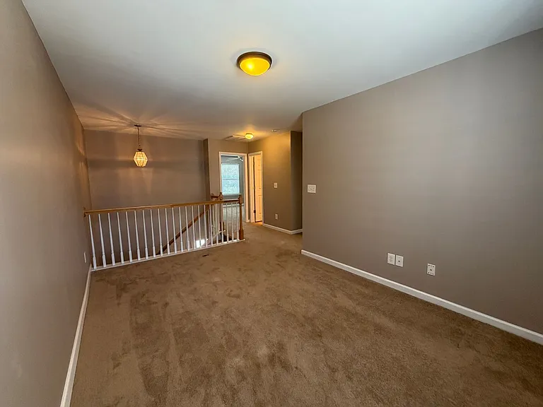 422 Delta Dr — Photo 18
