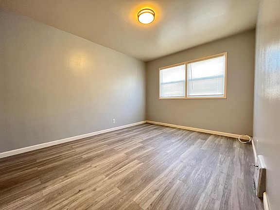 4th image of 891 Lausanne Ave