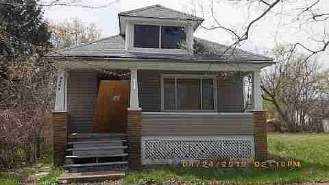 4465 Montclair